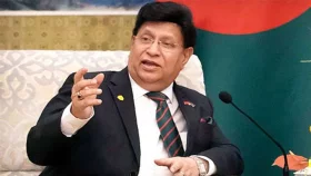 দুর্নীতিগ্রস্ত কর্মকর্তাদের বদলি কোনো শাস্তি হতে পারে না: মোমেন
