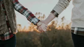 চাকরি ছাড়তে বলায় স্বামীর কোম্পানির অর্ধেক চাইলেন স্ত্রী, অতঃপর ...