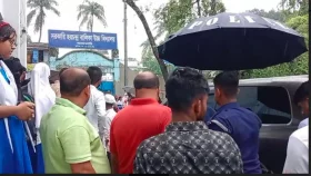 শ্রেণিকক্ষে ঝুলছিল শিক্ষার্থীর ঝুলন্ত লাশ