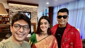নিউ ইয়র্কে চঞ্চল চৌধুরীর সেলফিতে জায়েদ খান