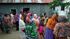 প্রবাসীর বাড়ির পাশ থেকে নবজাতক উদ্ধার, এলাকায় চাঞ্চল্য