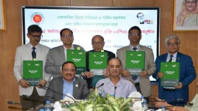 জনগণের কাছে সহজে সেবা পৌঁছে দিতে হবে: বিমানমন্ত্রী