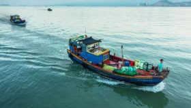 পাঁচ ক্রুসহ তাইওয়ানের মাছ ধরার নৌকা আটক করল চীন