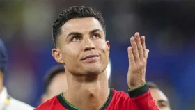 ক্যারিয়ারের শেষ ম্যাচটা খেলে ফেললেন রোনালদো?