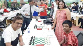 দাবাড়ু স্বামীর জন্য যে ত্যাগ স্বীকার করেছিলেন স্ত্রী লাবণ্য