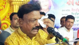 মতবিনিময় সভায় কাঁদলেন এমপি