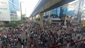 কোটা আন্দোলনে অচল রাজধানী