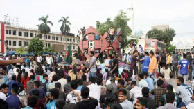 ৩ ঘণ্টা পর জিরো পয়েন্ট মোড় ছাড়লেন কোটাবিরোধীরা