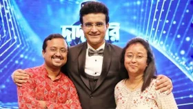 সৌরভ গাঙ্গুলিকে হীরের আংটি দিয়ে প্রপোজ!&nbsp;