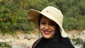 যারা ঠকে তারা ঠকাতে পারে না: অপরাজিতা আঢ্য