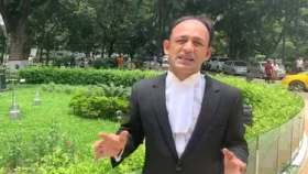 মধ্যরাতে মিরপুর থেকে ব্যারিস্টার সুমন গ্রেপ্তার