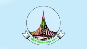 সব নিয়ম পায়ে মাড়িয়ে বিশেষজ্ঞ চিকিৎসক হচ্ছেন স্বাচিপ নেতা!