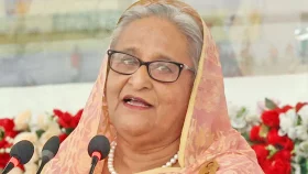 দেশ ছাড়লেন শেখ হাসিনা