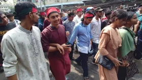 স্মারকলিপি নিয়ে বঙ্গভবনে প্রতিনিধি দল