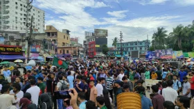 যশোরে অবরোধ, বেনাপোলের সঙ্গে সারাদেশের যোগাযোগ বন্ধ&nbsp;