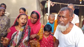 রংপুরে নিহত সাঈদের বাড়িতে মাতম