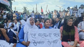উত্তাল জাহাঙ্গীরনগর, ঢাকা-আরিচা মহাসড়ক অবরোধ