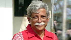 শিক্ষার্থীদের &lsquo;রাজাকার&rsquo; স্লোগান: চিরকুটে যা লেখলেন জাফর ইকবাল