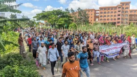 ববি শিক্ষার্থীদের বরিশাল কুয়াকাটা মহাসড়ক অবরোধ&nbsp;