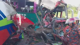 ফরিদপুরে দুই বাসের সংঘর্ষে তিনজন নিহত