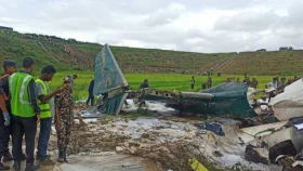 নেপালের বিমানবন্দরে যাত্রীবাহী উড়োজাহাজ বিধ্বস্ত, নিহত ১৮