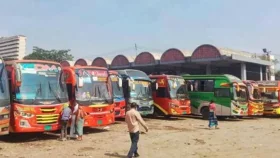 ঢাকা থেকে ছেড়ে যাচ্ছে দূরপাল্লার বাস