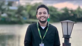 'বন্ধুর মাথায় গুলি লাগা অবস্থায় কোলে নিয়ে অসহায় লাগছিল'