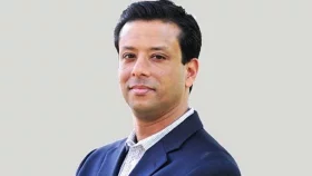 মা আর রাজনীতিতে ফিরবেন না