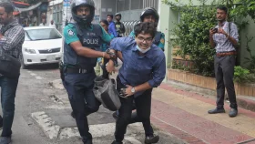 আটক শিক্ষার্থীদের মুক্তি ও সব হত্যাকাণ্ডের বিচার দাবি