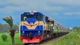 শিডিউল বিপর্যয়, ঢাকা থেকে ২ ট্রেনের যাত্রা বাতিল