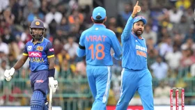 সততা দেখাতে গিয়ে আউট না হয়েও আউট