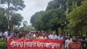 জাবির হল খুলে দিতে ২৪ ঘণ্টার আল্টিমেটাম