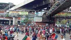 মিরপুরে আন্দোলনকারীদের সঙ্গে আ. লীগের সংঘর্ষ