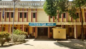 সিরাজগঞ্জে ১৩ পুলিশ সদস্যকে হত্যা