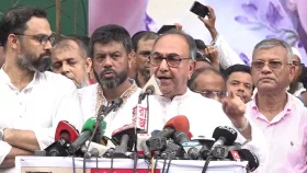 সুযোগ সন্ধানীদের বিরুদ্ধে সজাগ থাকতে বললেন মির্জা আব্বাস
