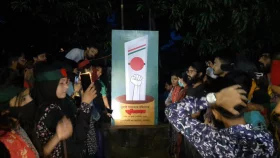 জুলাইয়ে শহীদদের স্মরণে নেত্রকোণায় স্মৃতিফলক স্থাপন