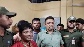 ঢামেকে লাশ নিতে ১০ হাজার টাকা দাবি, আটক ২