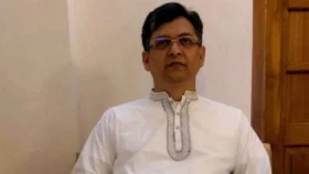 দেশে ফিরছেন বিএনপি নেতা সালাহউদ্দিন আহমেদ