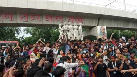আন্তর্জাতিক ট্রাইবুনালে শেখ হাসিনার বিচার দাবি