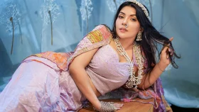 আয়না ঘরে নেওয়া হয়েছিল নওশাবাকে