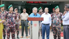 সীমান্তে বিজিবির পিঠ দেখানোর দিন শেষ: স্বরাষ্ট্র উপদেষ্টা