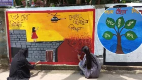 রং-তুলির আঁচড়ে অন্যরকম ফেনী