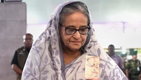 শেখ হাসিনাসহ পাঁচজনের বিরুদ্ধে অপহরণ মামলার আবেদন