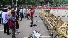 ১৫ আগস্ট ধানমন্ডি ৩২ নম্বরে যা ঘটল