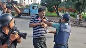 ১৩ বছর আগের সেই ঘটনায় হারুন-বিপ্লবের বিরুদ্ধে ফারুকের মামলা