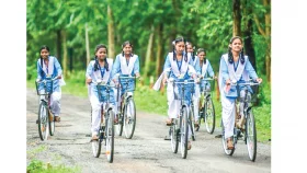 কিশোরীদের নেতৃত্বে সাইক্লিং বিপ্লব