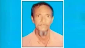 সংঘর্ষ দেখে পালাতে গিয়ে গুলিবিদ্ধ, লুটিয়ে পড়েন সড়কে&nbsp;