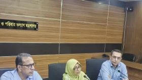 ১৬ বছরের বৈষম্য ১৬ দিনে দূর করা সম্ভব নয়: স্বাস্থ্য উপদেষ্টা