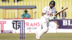 ১২ ওভার ঠায় টিকে রইলেন সাদমান ও জাকির