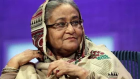লাল পাসপোর্ট বাতিল হলে কি করবেন শেখ হাসিনা?